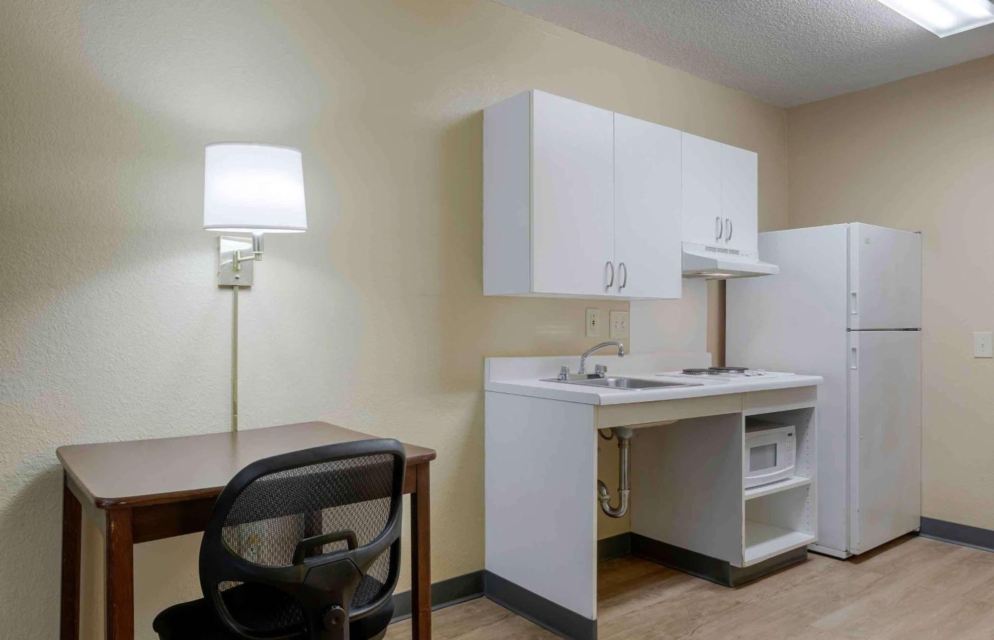 Extended Stay America Suites - Huntsville - Мадисон Экстерьер фото